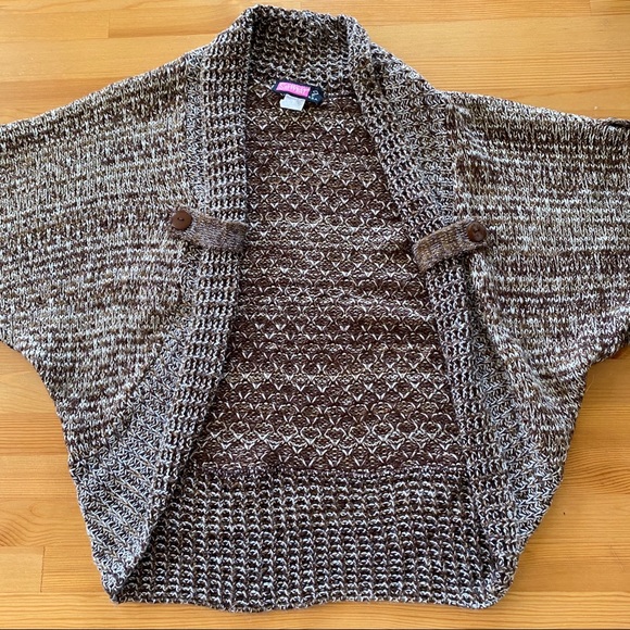 Knit Sweater Shaw - Picture 3 of 11